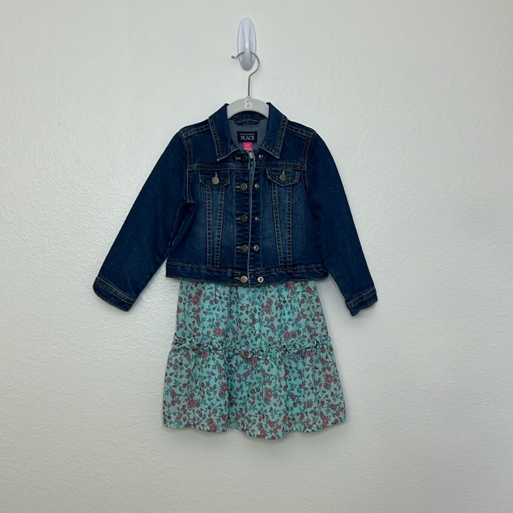 The Children’s Place Toddler Dessert and Jacket 4T Floral teared